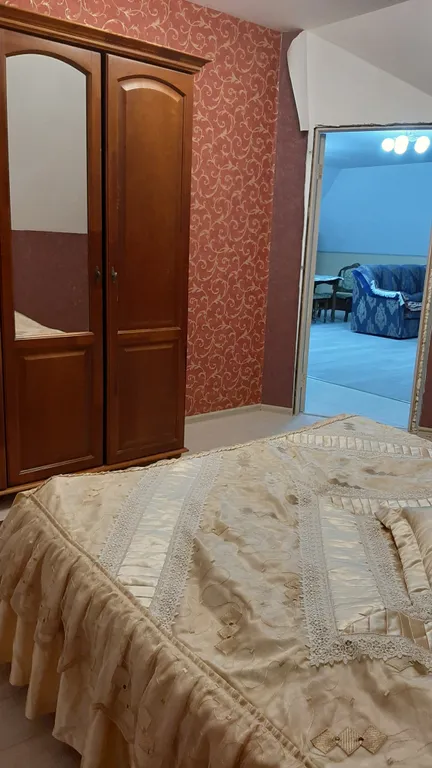 Дом по этажно, отдельным входом