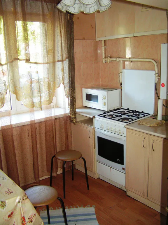 Уютная 3-комнатная квартира в самом центре, есть горячая вода