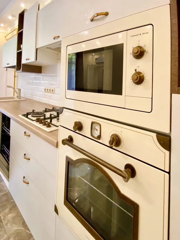 Квартира 3-комнатная Квартира — Адлер