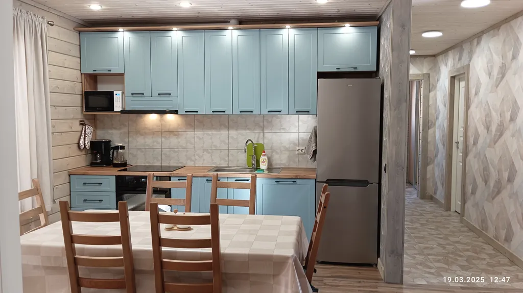 Дом с тремя спальнями с видом на озеро