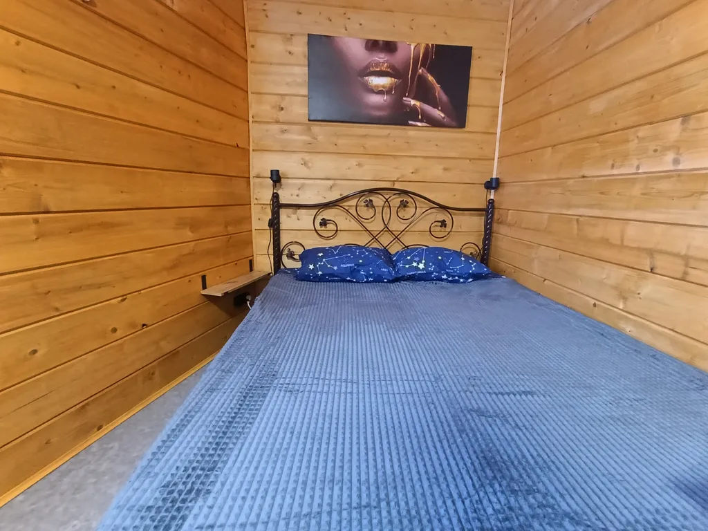 Коттедж Благоустроенный дом в центре Сочи рядом с рынком на Фабрициуса — Сочи