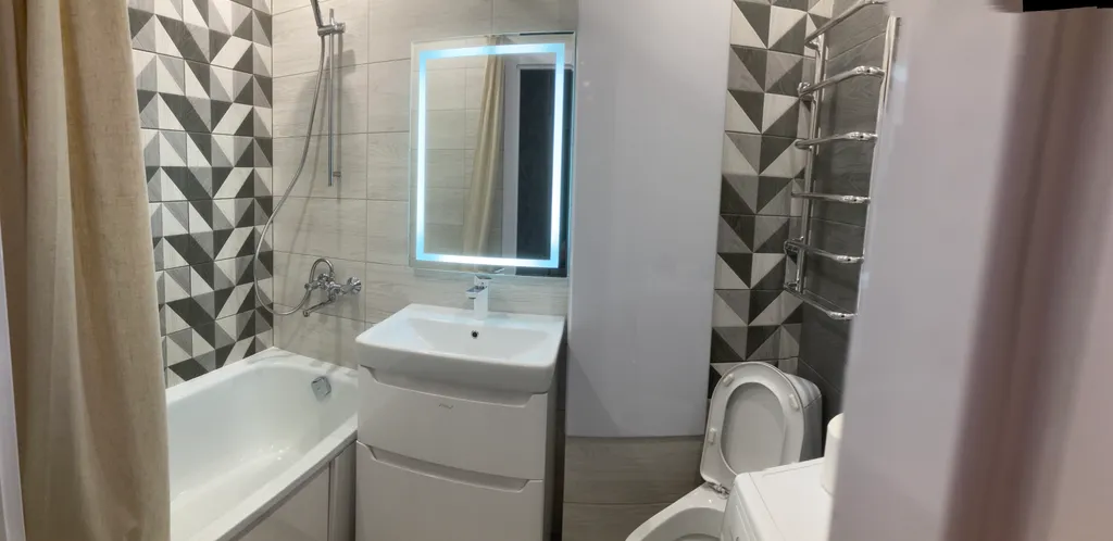 Атмосферная квартира в центре города, на площади Победы