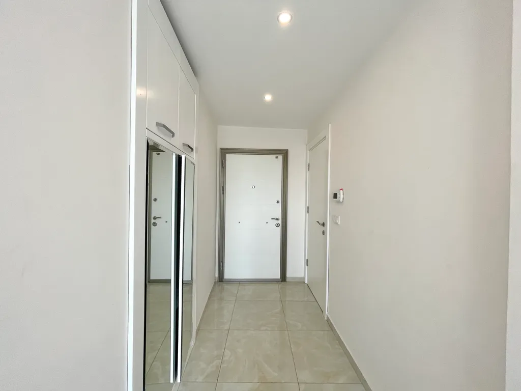 Просторная шикарная квартира в хорошем комплексе