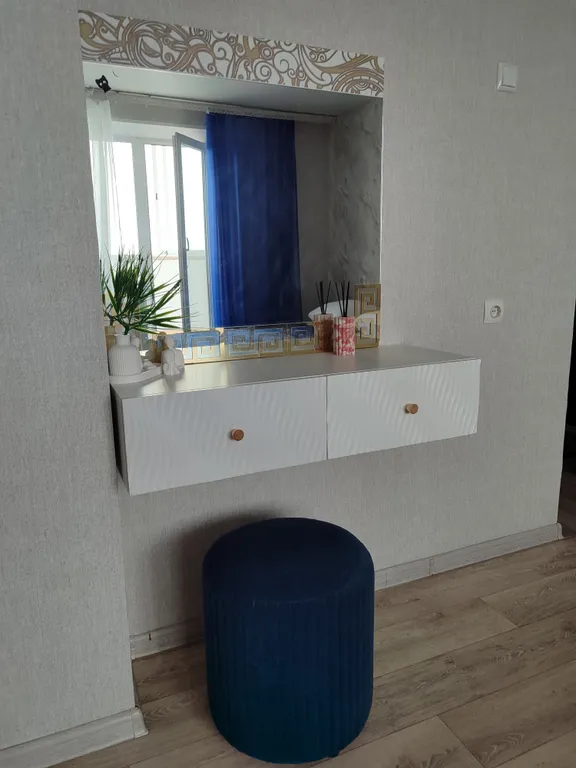 Студия-сапфир с видом на город Курчатовский район