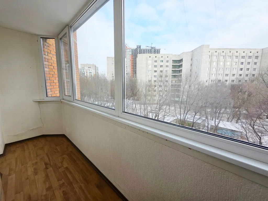 Большая, классная 2-х комнатная квартира