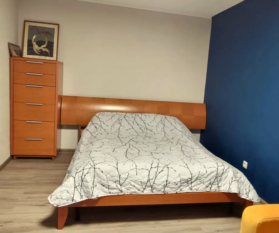 Квартира с видом на библиотеку