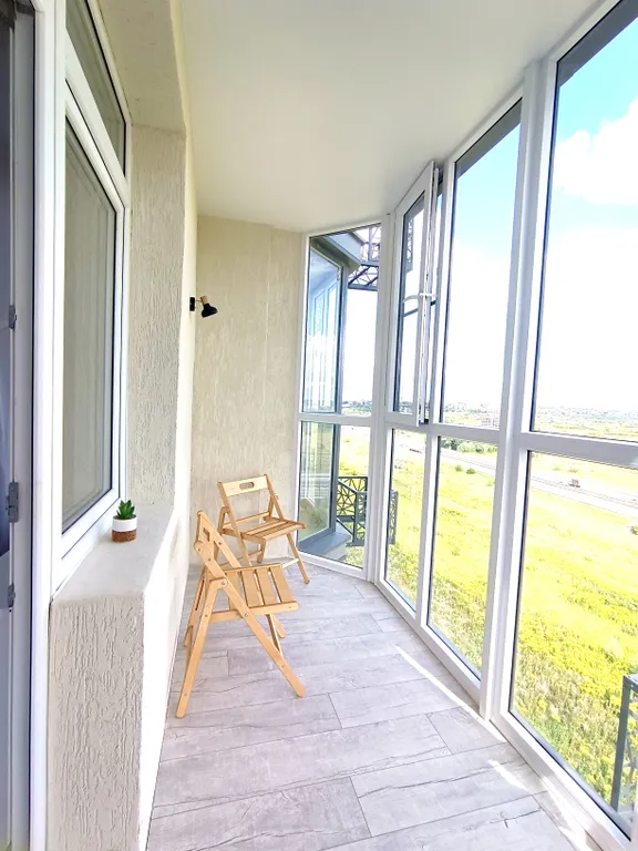 Новая студия с красивым видом в центральном районе