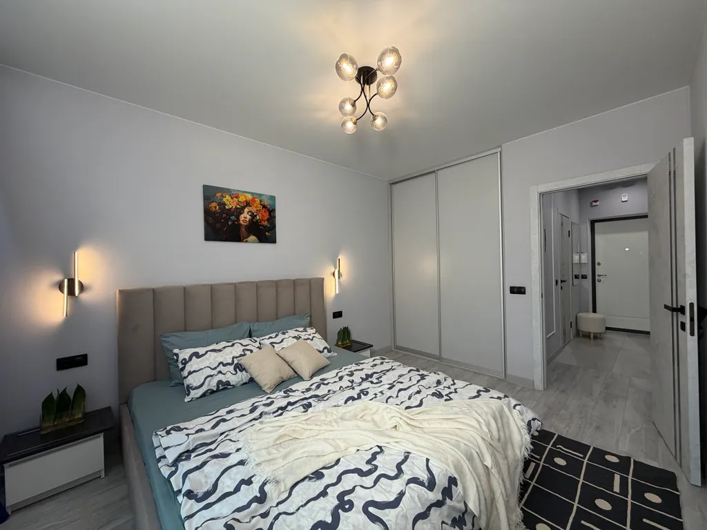 Роскошная квартира в центре мегаполиса с видом на собственный парк