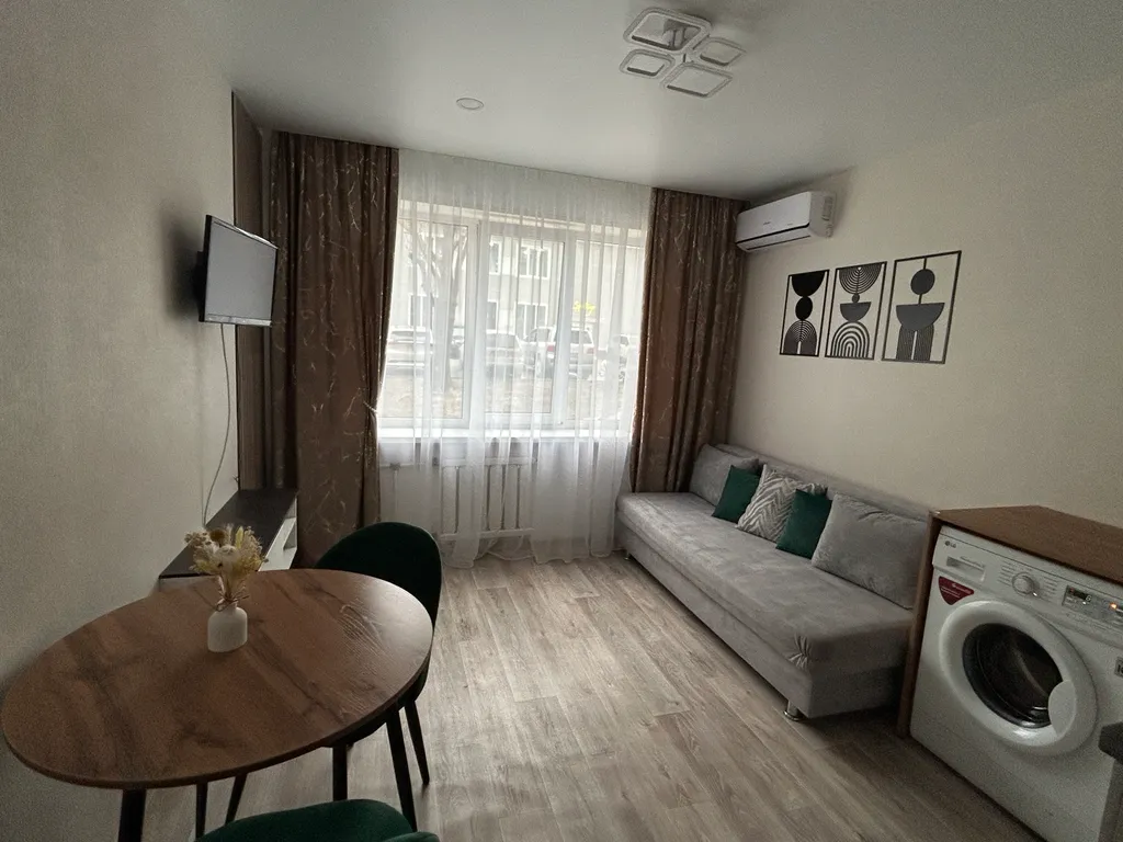 Квартира Уютная студия рядом с Мариинским театром — аренда посуточно в Владивосток