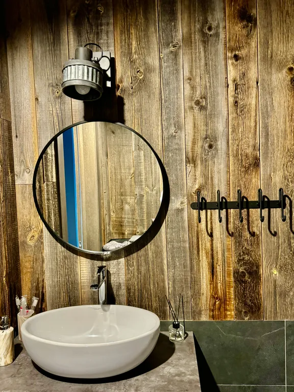 "Охта  Адвент" 53 м. "Лес" с камином у курорта