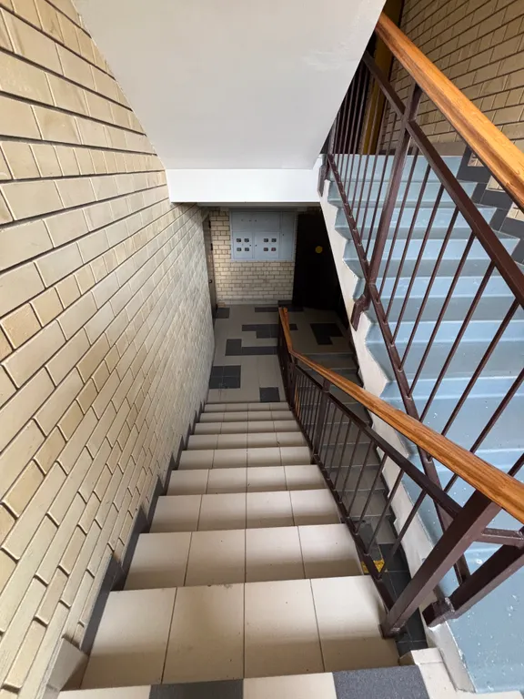 Квартира Сдаётся светлая и уютная квартира, в двух шагах от парка «Поддубного». — Ейск