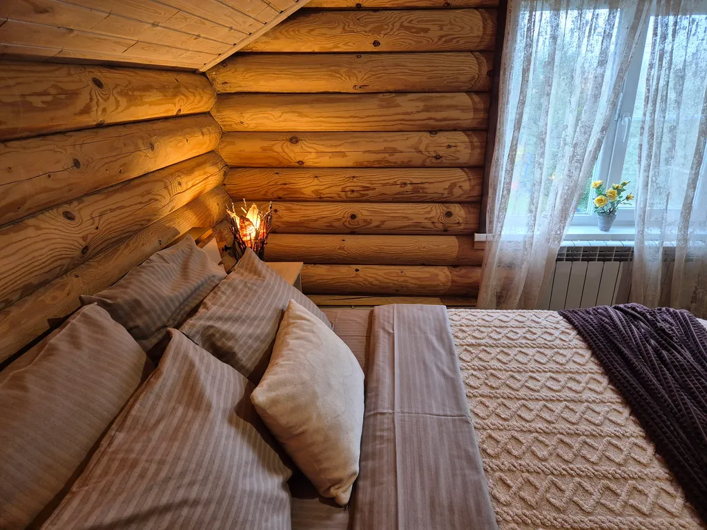 Уютный дом с бильярдом и сауной на побережье водохранилища