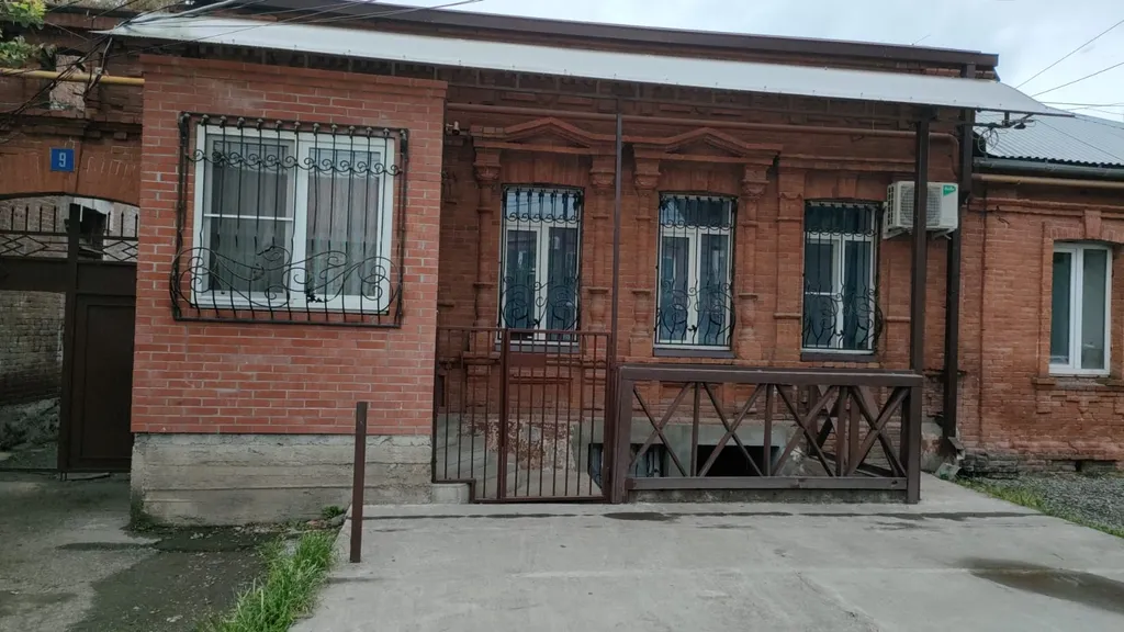 Уютная квартира на набережной — аренда посуточно в Владикавказ