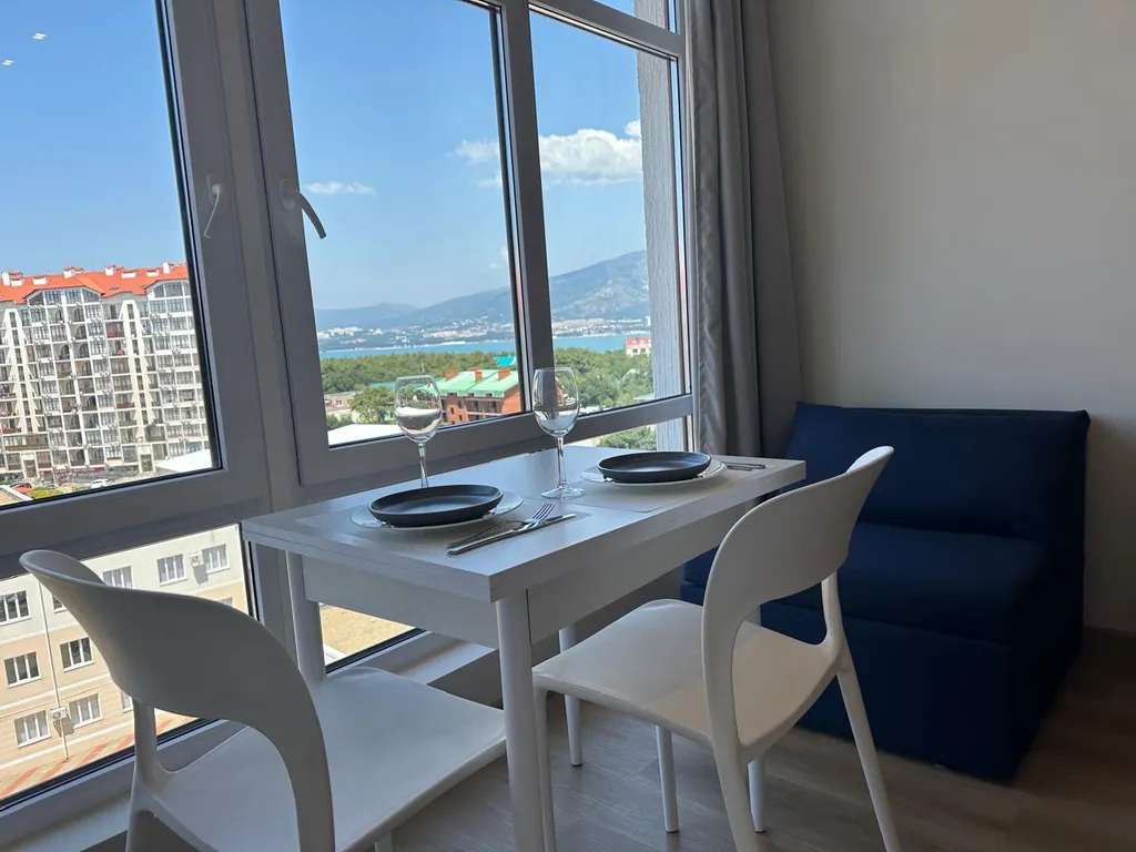 Квартира Квартира Уютная студия в престижном р-не Геленджика видом на море и горы — Геленджик