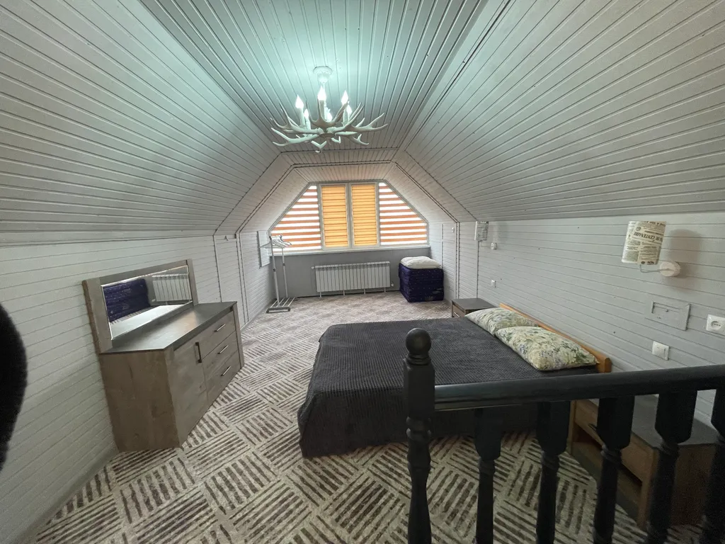 Дача с большим бассейном