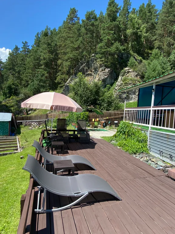 Коттедж для больших компаний на Алтае