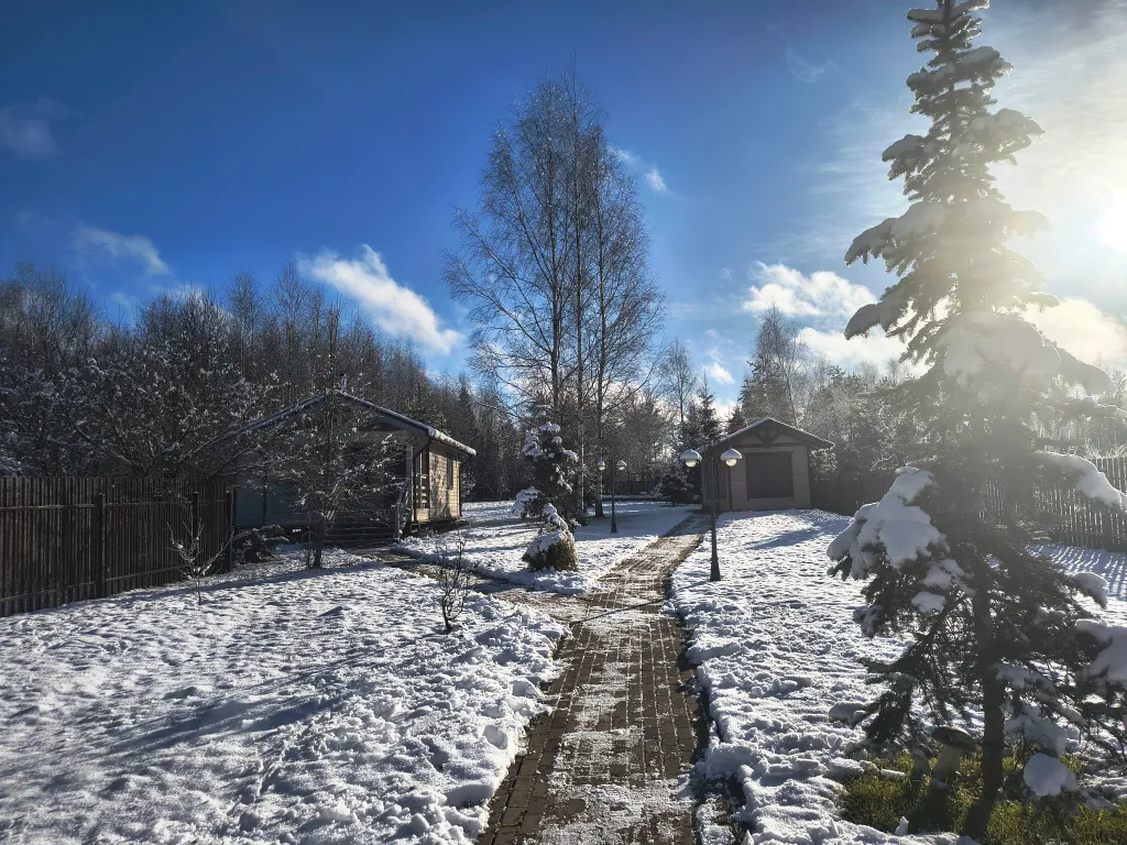 Русская усадьба с баней со швейцарским флёром