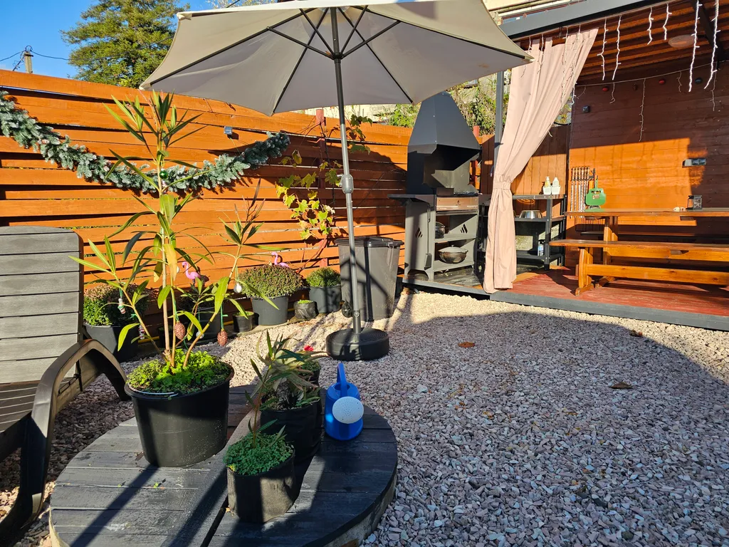 Дом а-фрейм с банным чаном, бассейном, беседкой, парковкой в Сочи