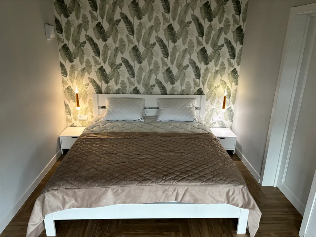 Уютный дом в скандинавском стиле с видом на озеро