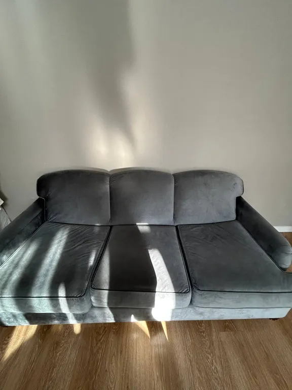 Поделам просторная евродвушка у МТС hall