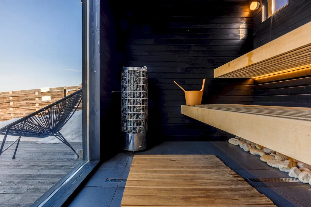 Коттедж Дом с головокружительным видом сауной и чаном — Семеновское