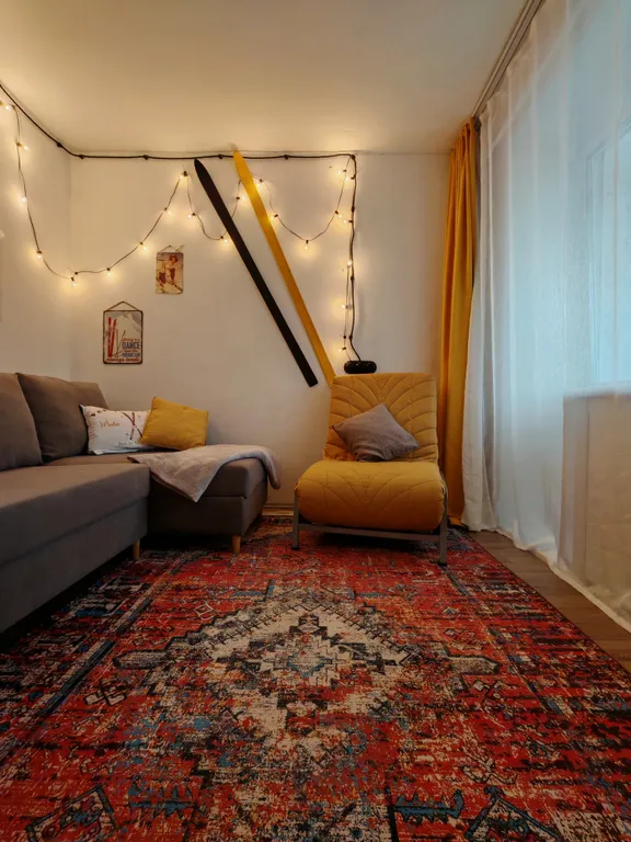 Простая уютная квартирка