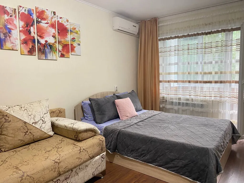 Красивая квартира рядом с Кардиологическим центром