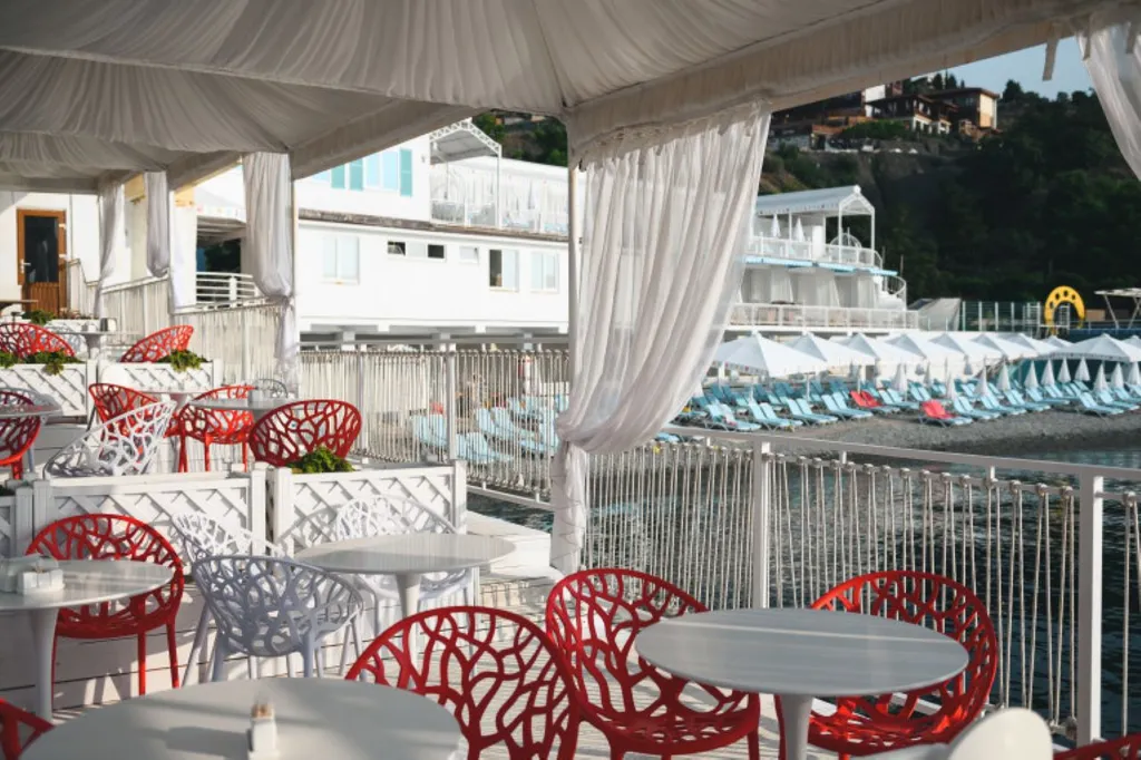 Квартира в Парк - отеле ПОРТО МАРЕ.
Номер Фемели с кухней А122.