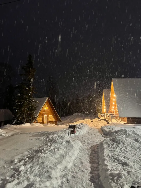Коттедж Уютный дом с видом на горы — Шерегеш