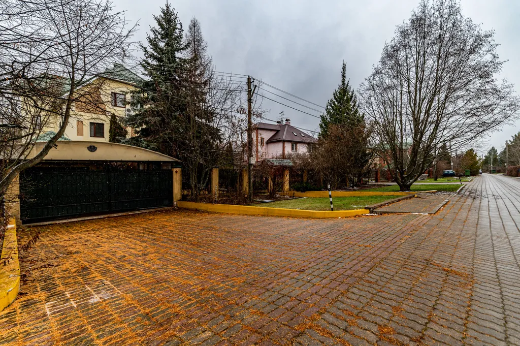 Отличный дом с бассейном и сауной