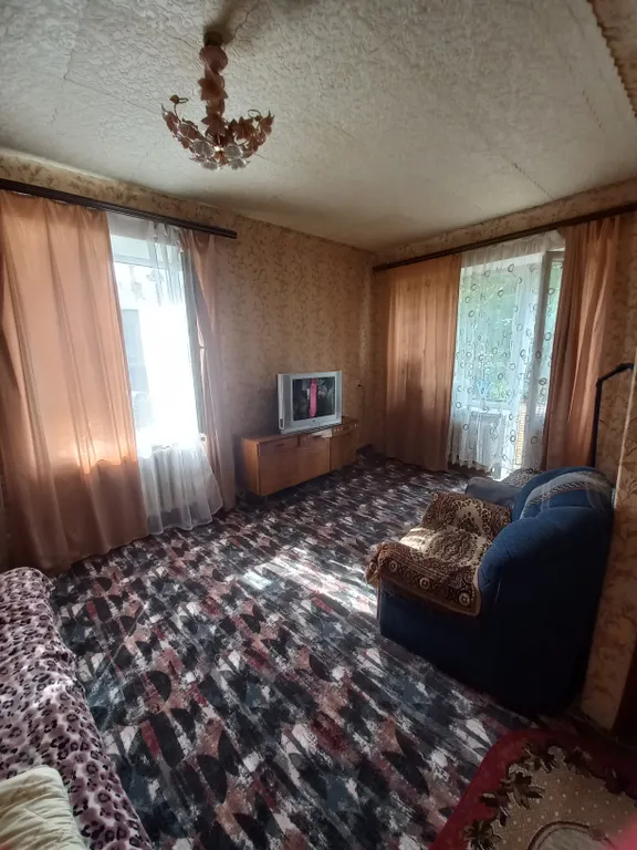 Квартира в спальном районе в 10 минутах от центра