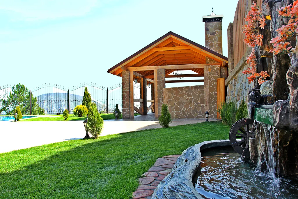 Дом с панорамным видом на море и гору Аю-Даг