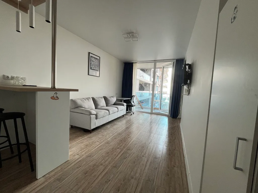 Квартира Квартира с отдельной спальней, первая линия, Sea View — Батуми