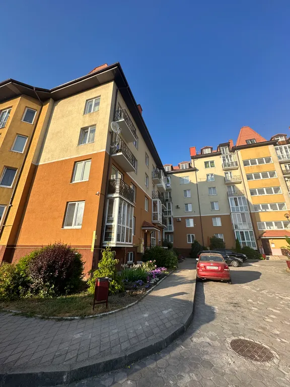 Квартира 3-комнатные апартаменты в центре — Зеленоградск