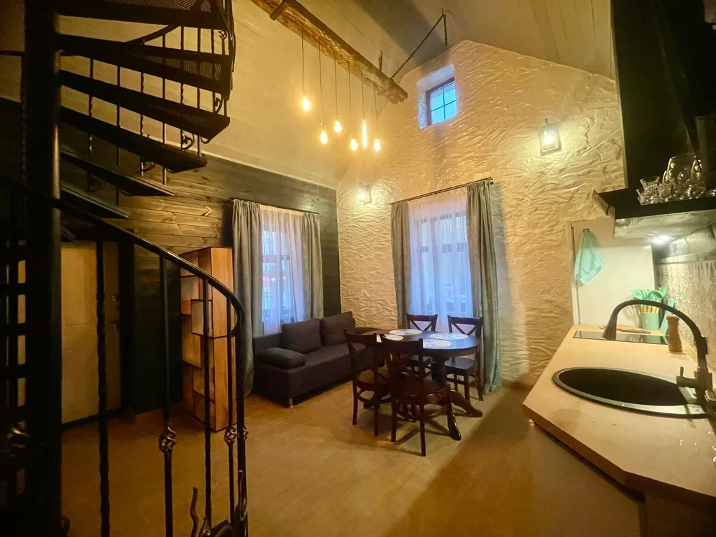 Дом с баней в центре