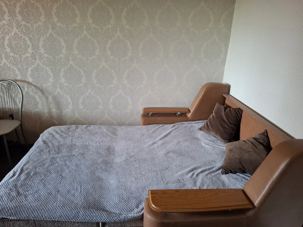 Квартира около Александровской больницы