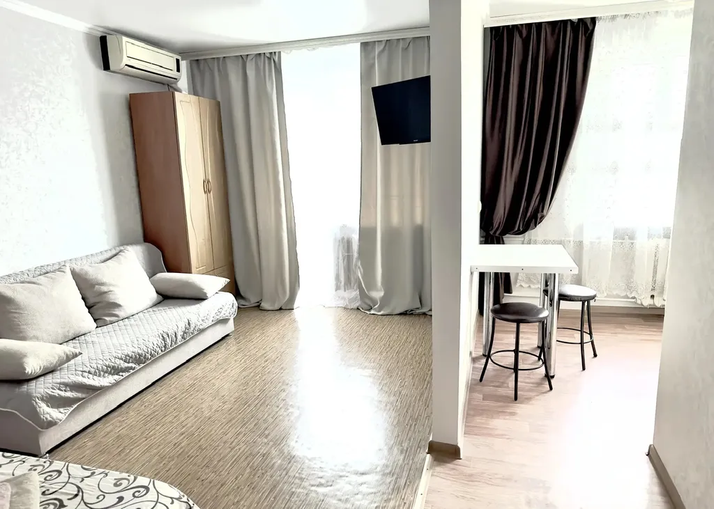 Квартира Отличная квартира Люкс с ремонтом в самом центре Симферополя — Симферополь