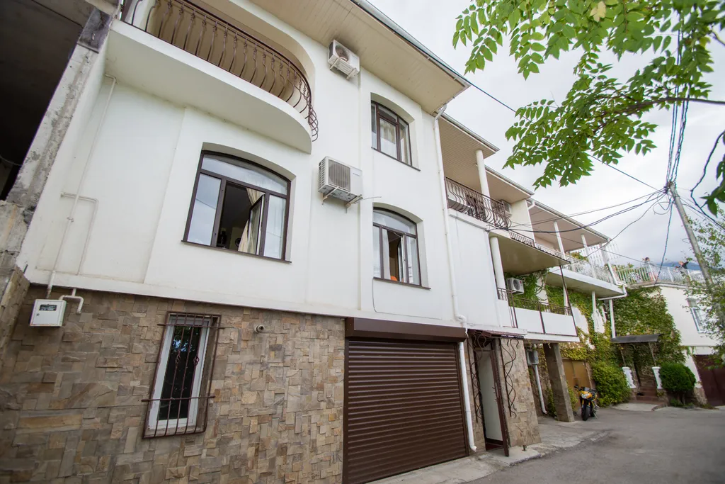 Однокомнатный апартамент "Андеграунд" с видом на море