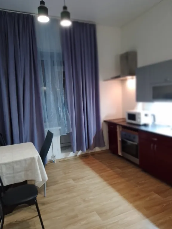 Двушка с высокими потолками в новостройке после ремонта