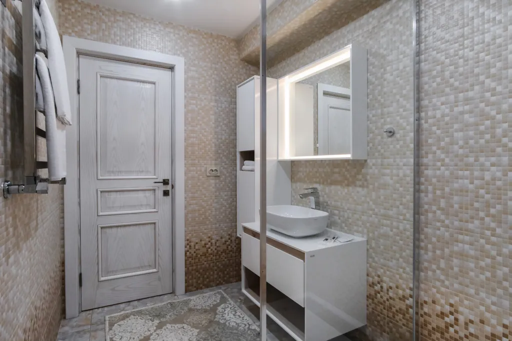 Просторный дом, бассейн с подогревом