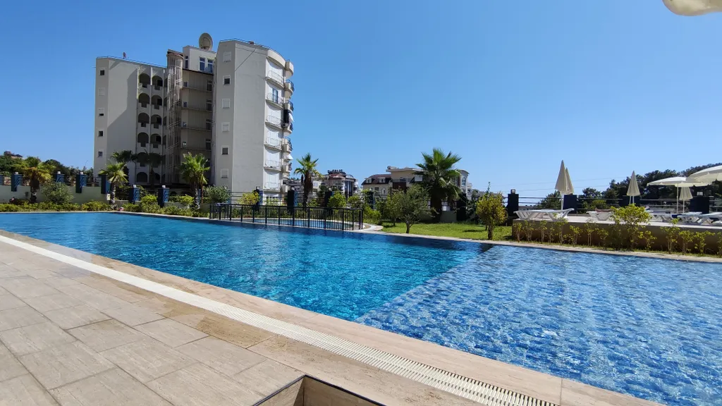 3-комнатная квартира отельного типа в 700 метрах от моря