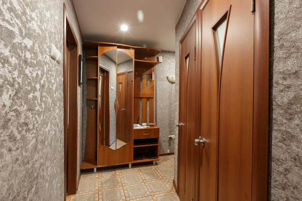 Двухкомнатная квартира в 2х остановках от центра города