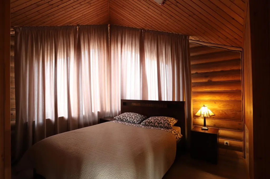 Коттедж Уютный дом на берегу реки — Новая Ладога