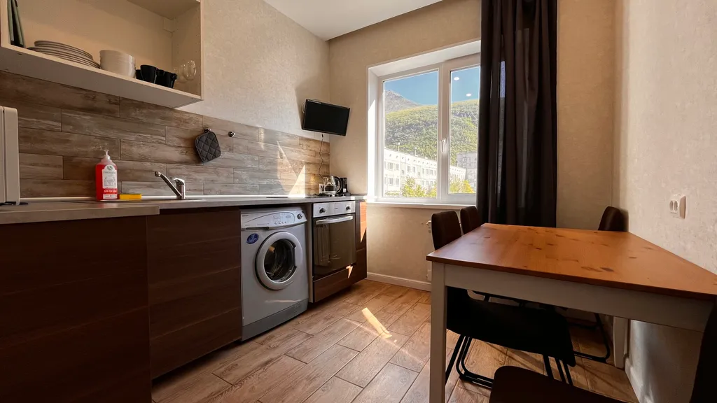 Квартира с современным ремонтом рядом со склоном