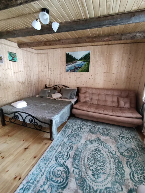 Уютный, теплый, деревяный дом