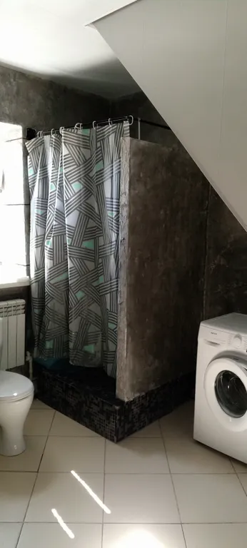 Двухэтажный частный дом в центре города