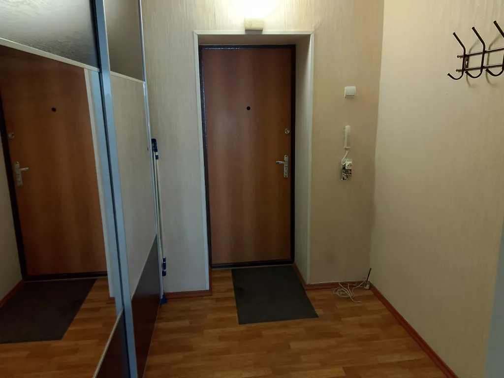 Удобная квартира в Центре, кухня 11 метров и большая открытая лоджия.