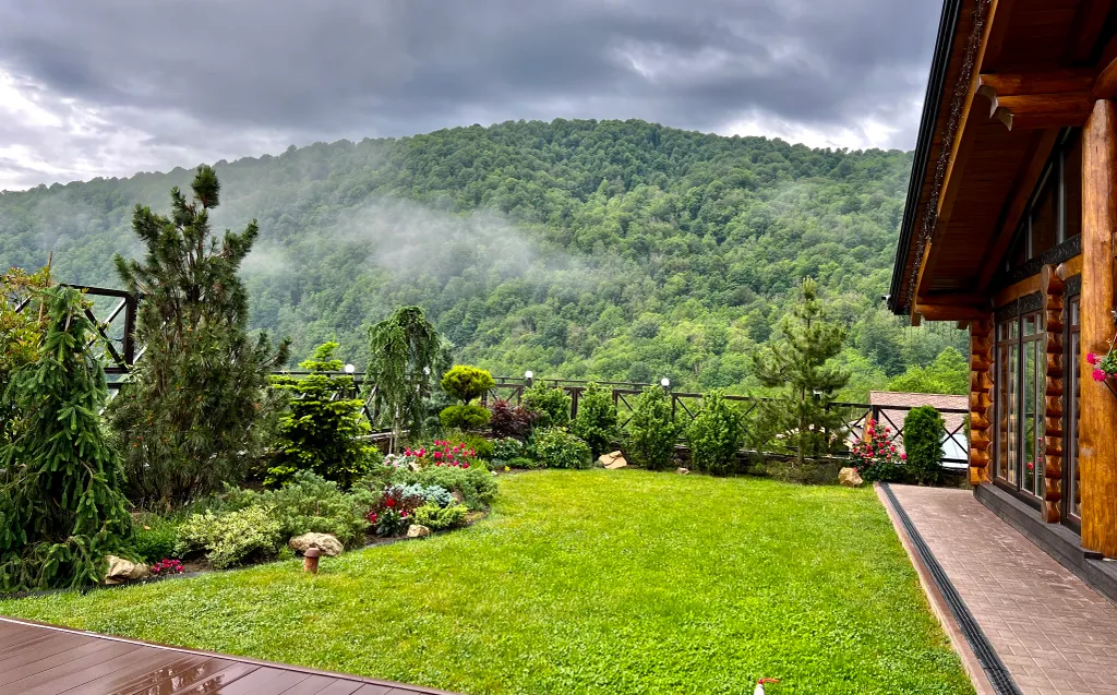 Коттедж Шале в горах — Красная Поляна