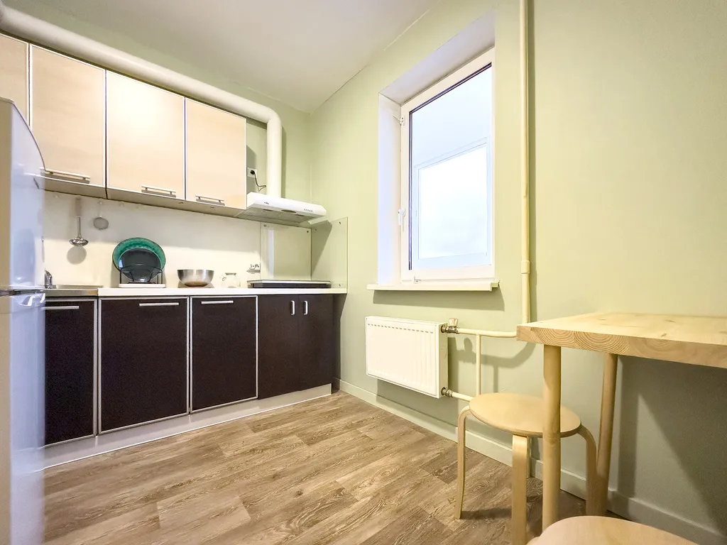 1к кв с видом на озеро. высокий этаж