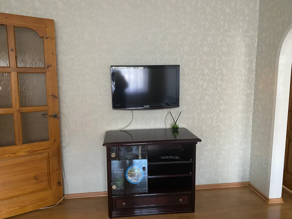 Квартира 3-комнатная Квартира — Калининград